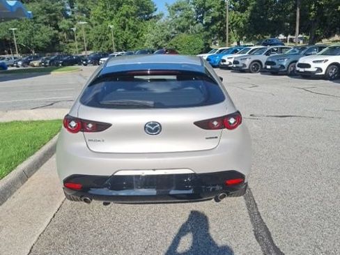 Used 2023 MAZDA MAZDA3 s FWD image 5