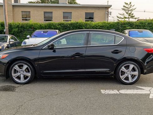 Used 2015 Acura ILX w/ Premium Package FWD image 4