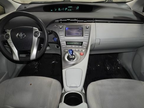 Used 2015 Toyota Prius Two FWD image 14