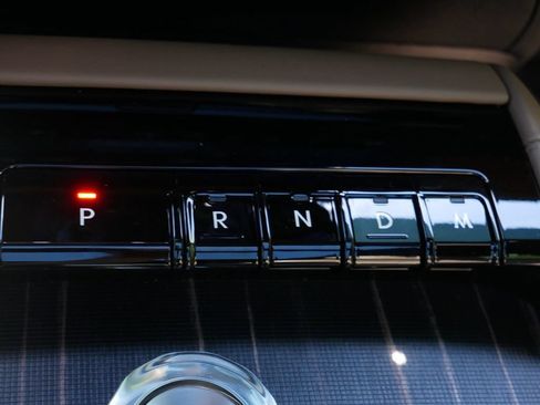 Used 2025 Lincoln Navigator L Black Label AWD/4WD image 27