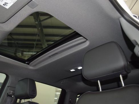 Used 2024 GMC Sierra 3500 Denali w/ Denali Reserve Package image 53