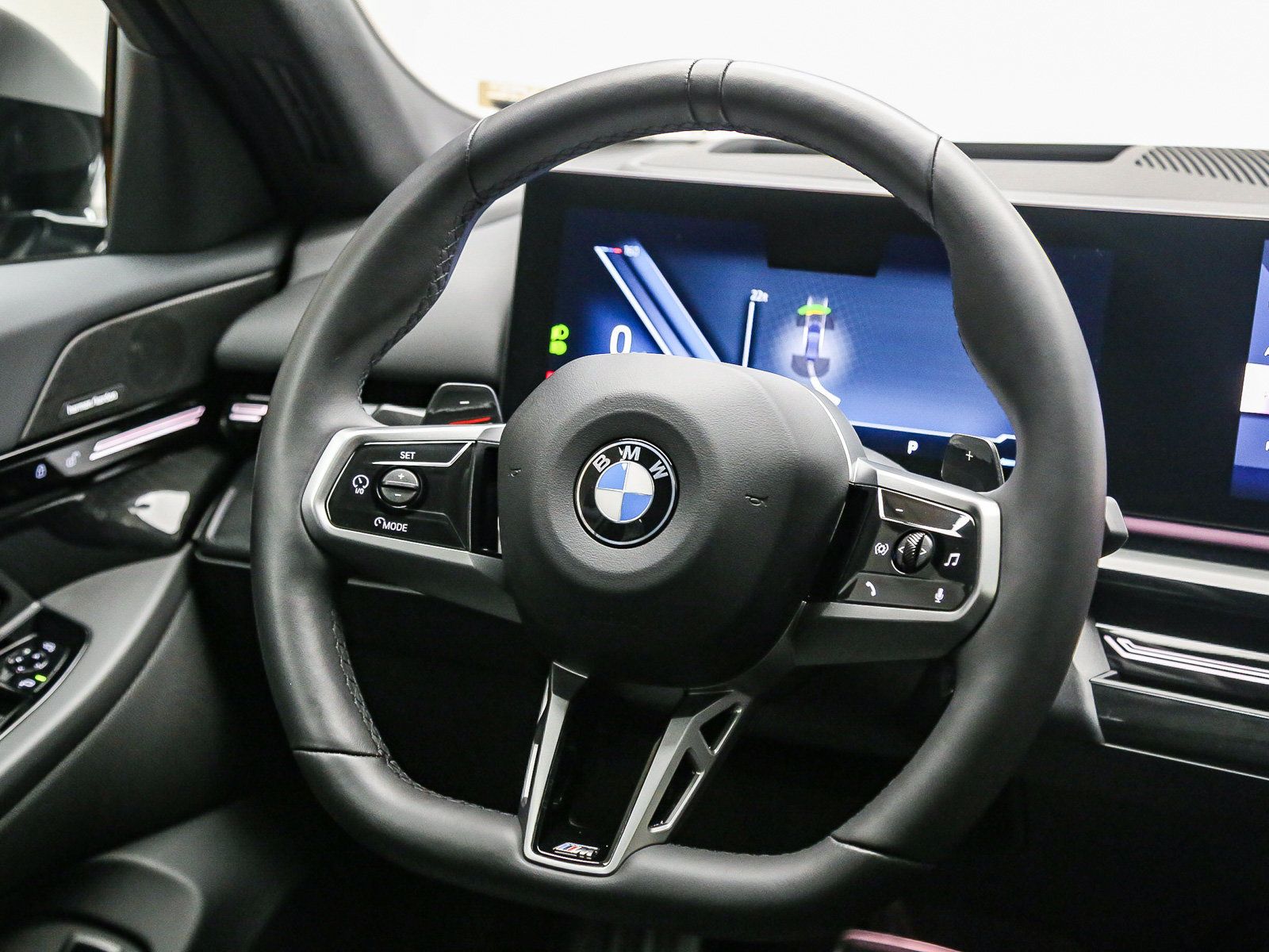 Used 2026 BMW 530i w/ M Sport Package RWD image 16
