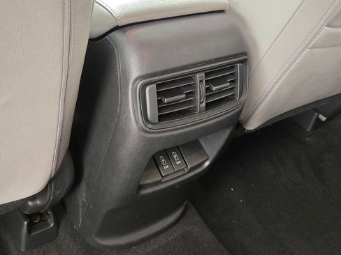 Used 2017 Honda CR-V EX-L image 18