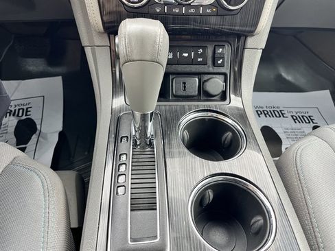 Used 2016 Chevrolet Traverse LT AWD/4WD image 26