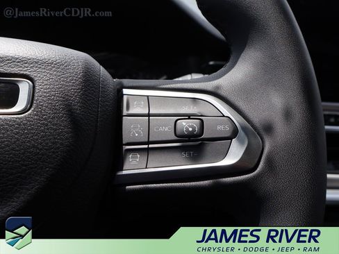 Used 2025 Jeep Compass Limited AWD/4WD image 27