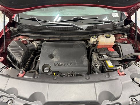 Used 2023 Chevrolet Traverse RS image 54