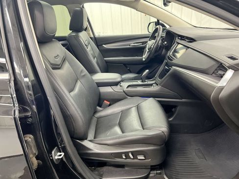 Used 2019 Cadillac XT5 Luxury AWD/4WD image 22