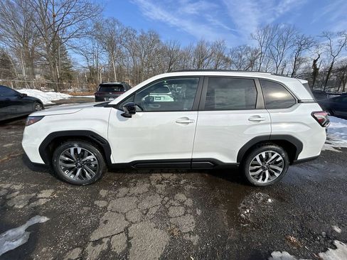 New 2026 Subaru Forester Touring AWD/4WD image 5