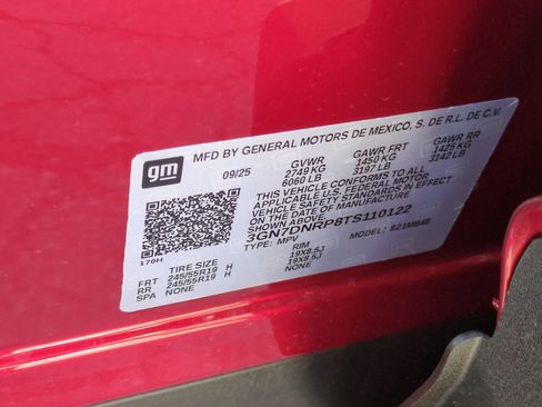 New 2026 Chevrolet Equinox EV LT w/ LPO, All-Weather Mat Package image 32