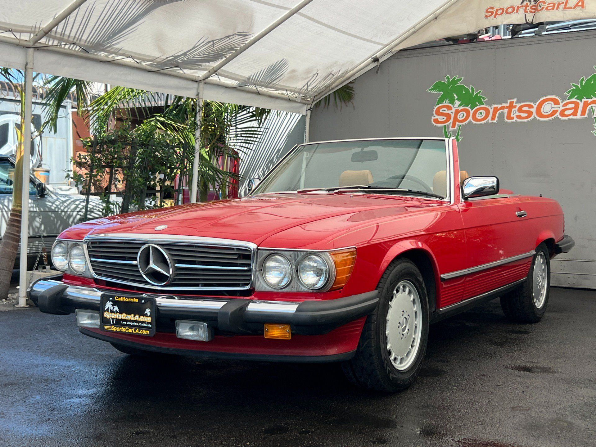 Used 1987 Mercedes-Benz 560 SL image 2