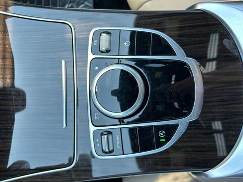 Used 2018 Mercedes-Benz C 300 Sedan image 23