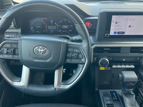 Used 2024 Toyota Tacoma TRD Sport image 11