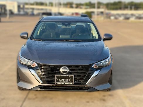 Certified 2025 Nissan Sentra SV FWD image 4