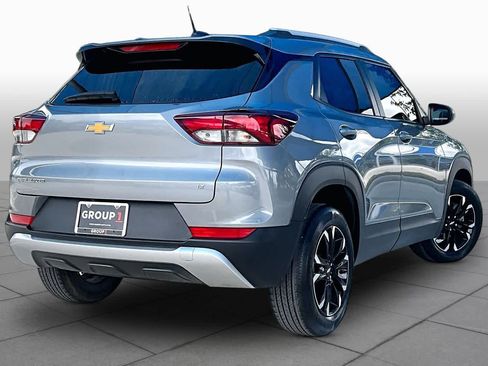Used 2023 Chevrolet TrailBlazer LT FWD image 13