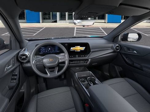 New 2027 Chevrolet Equinox LT w/ Convenience Package II FWD image 15