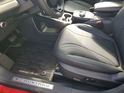 Used 2021 Ford Mustang Mach-E Premium image 32