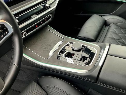 Used 2025 BMW X5 xDrive40i image 18