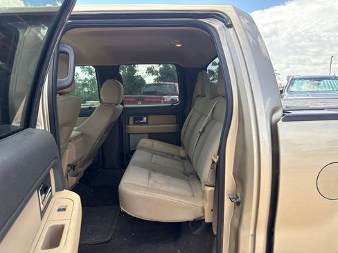 Used 2014 Ford F150 XLT w/ XLT Chrome Package RWD image 11