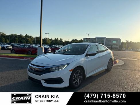 Used 2017 Honda Civic EX image 5