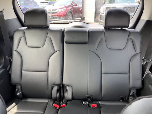 Used 2024 Kia Telluride EX w/ EX Captain's Chair Package AWD/4WD image 32