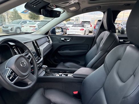Used 2019 Volvo XC60 T6 Inscription image 17