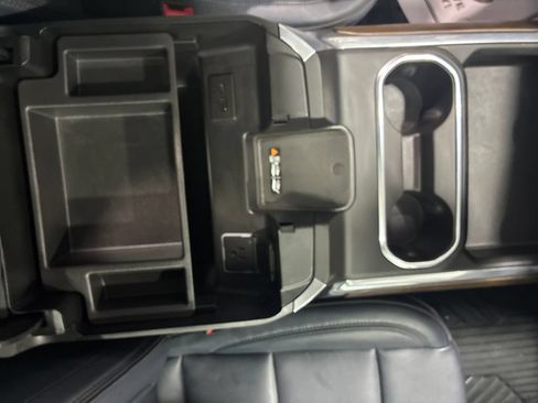 Used 2025 Chevrolet Silverado 2500 High Country w/ High Country Premium Package AWD/4WD image 28