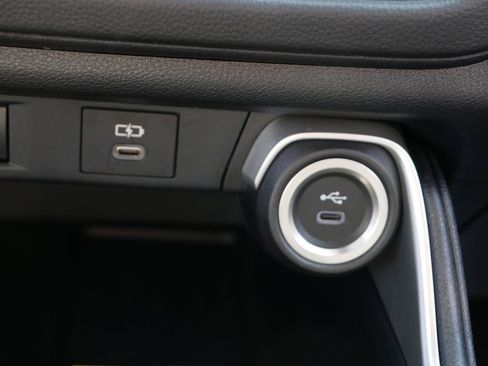 Certified 2025 Toyota Grand Highlander AWD image 20