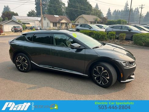 Used 2024 Kia EV6 Wind w/ Wind Technology Package AWD/4WD image 9