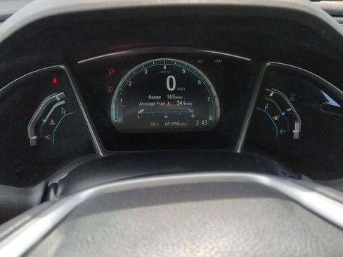 Used 2018 Honda Civic Touring image 30