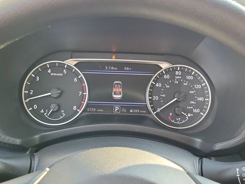 Certified 2025 Nissan Sentra SV image 7