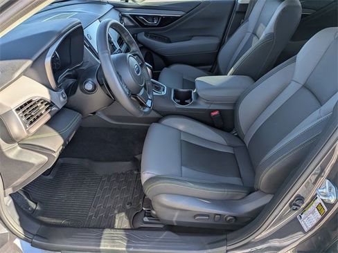 Certified 2025 Subaru Outback Onyx Edition XT image 10