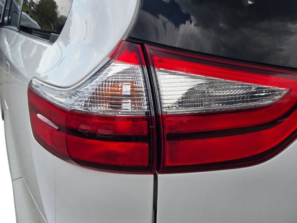 Used 2018 Toyota Sienna LE FWD image 9