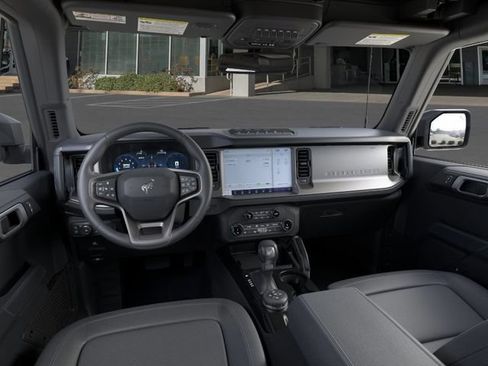 New 2026 Ford Bronco Badlands AWD/4WD image 9