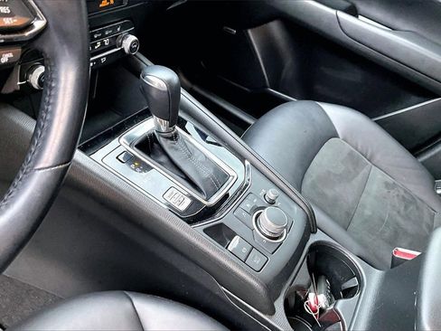 Used 2019 MAZDA CX-5 Touring image 10