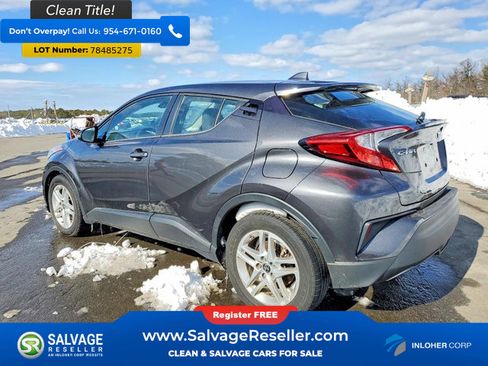 Used 2021 Toyota C-HR LE image 3