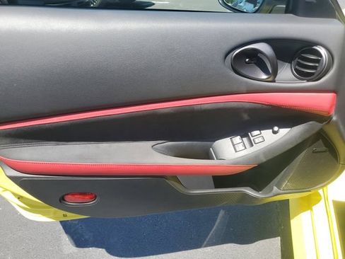 Certified 2024 Nissan Z Performance w/ Floor Mat Package RWD image 8