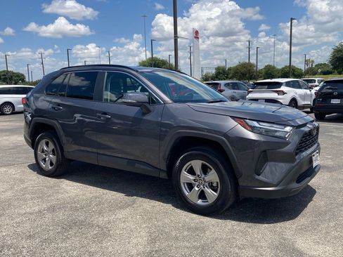 Used 2025 Toyota RAV4 XLE FWD image 2