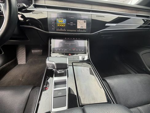 Used 2021 Audi A8 L 3.0T w/ Executive Plus Package image 23