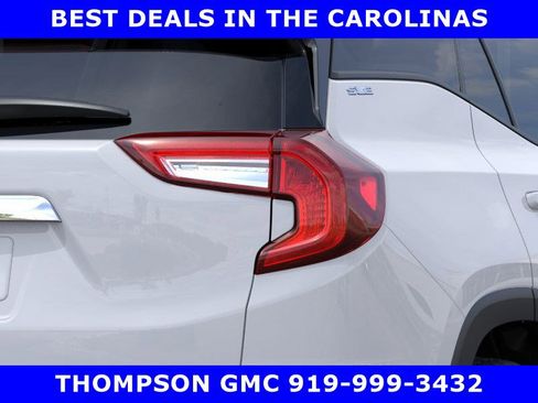 New 2023 GMC Terrain SLE FWD image 11