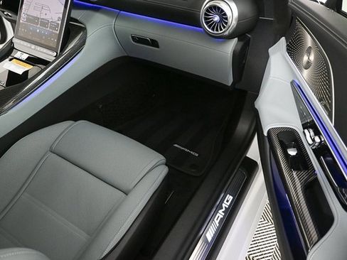 Used 2025 Mercedes-Benz SL 55 AMG 4MATIC image 17