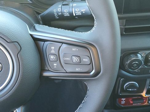 New 2026 Jeep Wrangler Unlimited Rubicon image 24