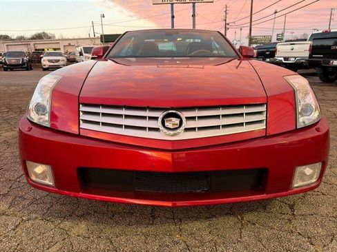 Used 2005 Cadillac XLR RWD image 4