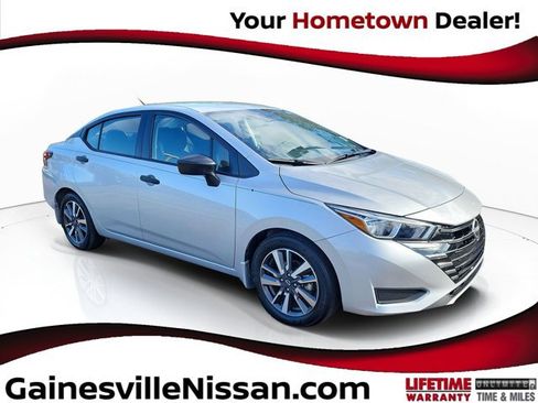 Used 2024 Nissan Versa S w/ S Plus Package image 1