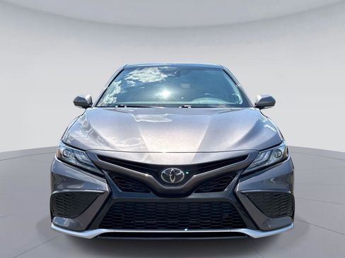 Used 2022 Toyota Camry XSE w/ Navigation Package FWD image 9