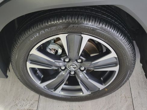 Used 2025 Lexus UX 300h FWD w/ Accessory Package (Z2) image 10