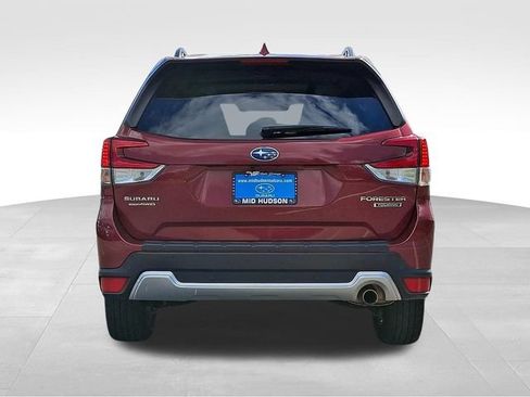 Used 2019 Subaru Forester Touring AWD/4WD image 5