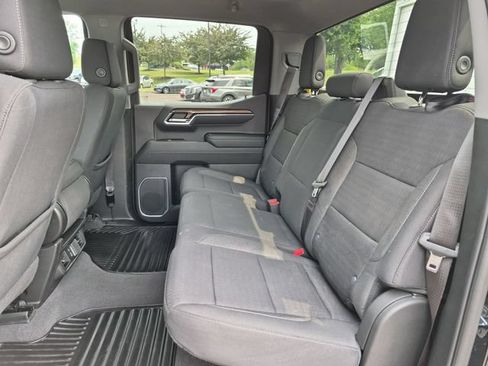 Used 2023 Chevrolet Silverado 1500 LT AWD/4WD image 27