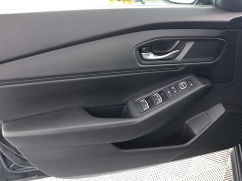 Used 2025 Honda Accord SE image 25