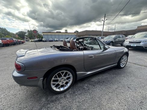 Used 2002 MAZDA MX-5 Miata SE image 11