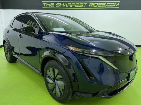 Used 2023 Nissan Ariya FWD image 2